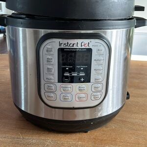 Instant Pot with air fryer attachment